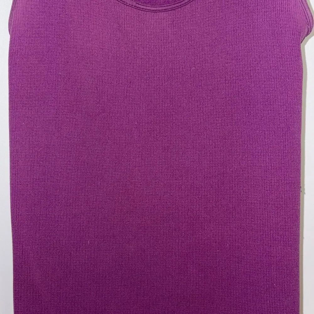 Deep Purple Tank Top - Picture 4 of 9